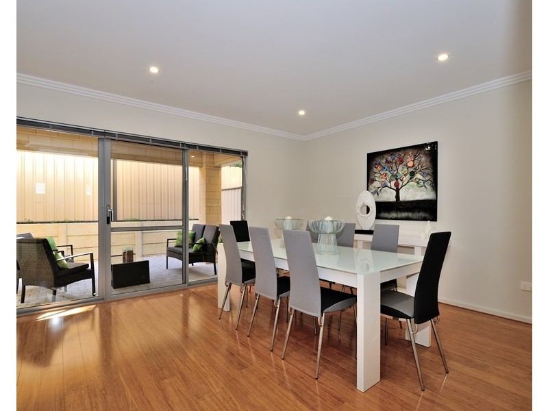 8b Donatti Road, Innaloo WA 6018