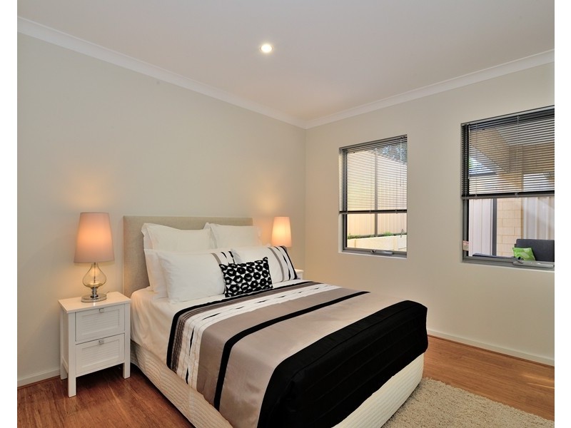 8b Donatti Road, Innaloo WA 6018