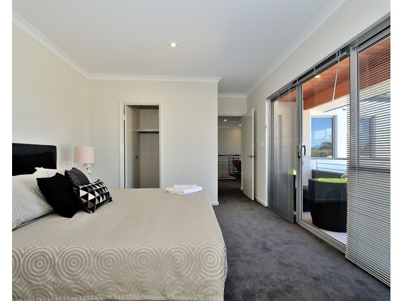 8b Donatti Road, Innaloo WA 6018