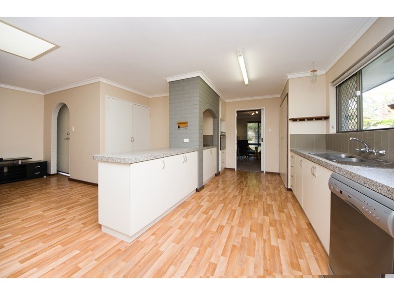 69 Vickers Street, Hamersley WA 6022