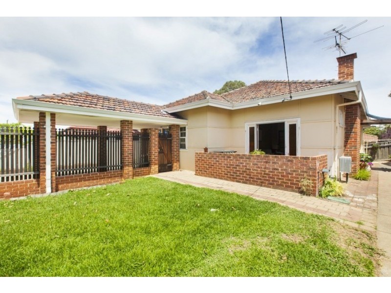 225A Herbert Street, Doubleview WA 6018