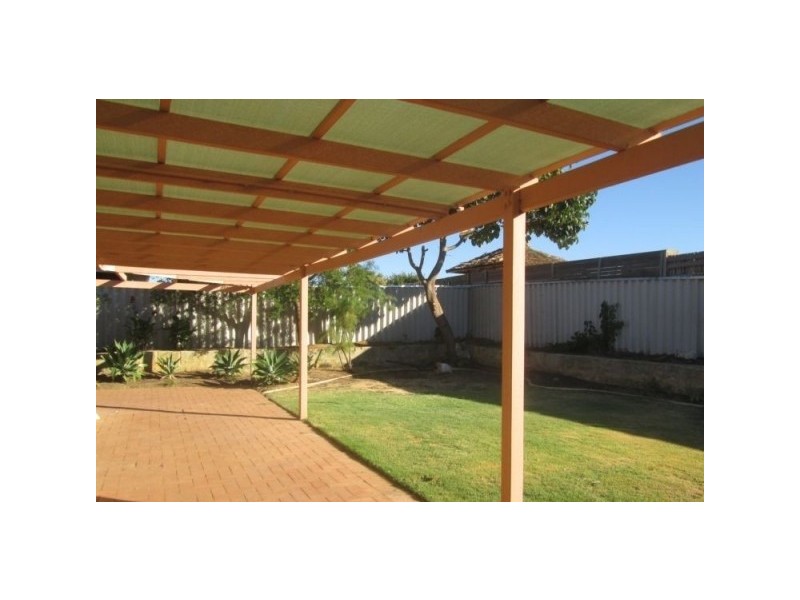 82 Kinross Drive, Kinross WA 6028