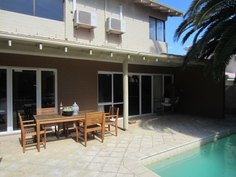 17 Baramba Road, City Beach WA 6015