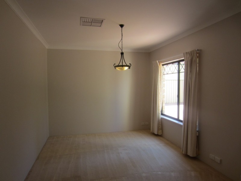 20A Laurence Road, Innaloo WA 6018