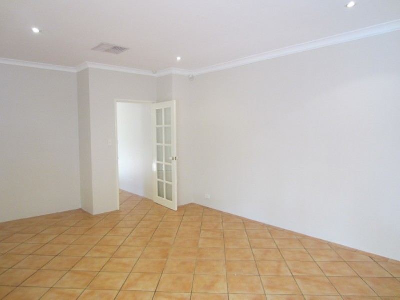 20A Laurence Road, Innaloo WA 6018