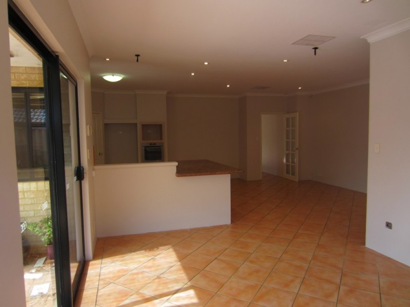 20A Laurence Road, Innaloo WA 6018