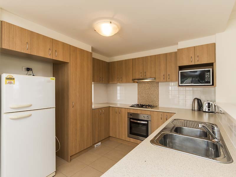 8A Dunster Road, Innaloo WA 6018
