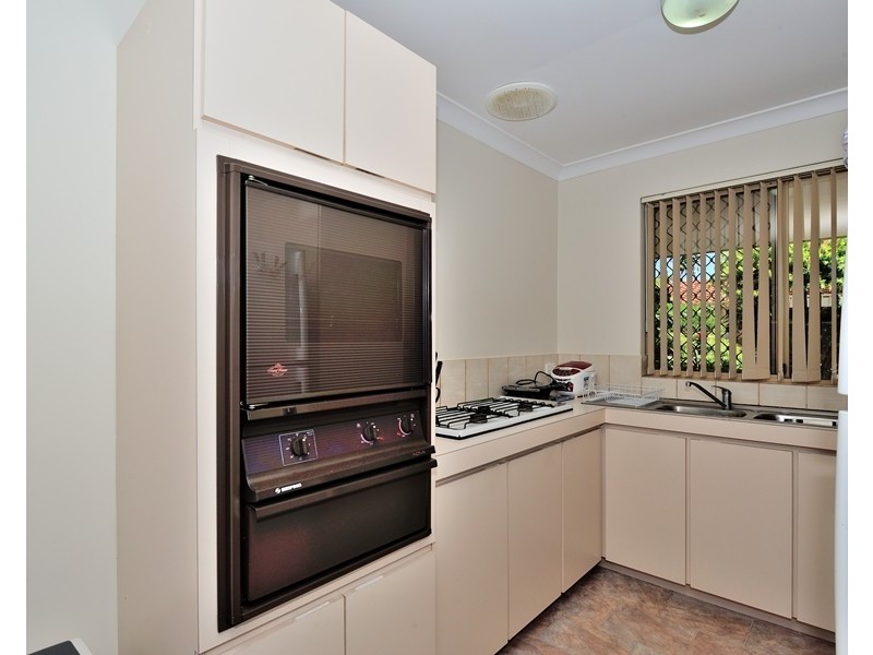 4/2 Talbot Road, Woodlands WA 6018