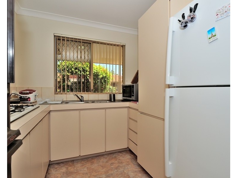 4/2 Talbot Road, Woodlands WA 6018