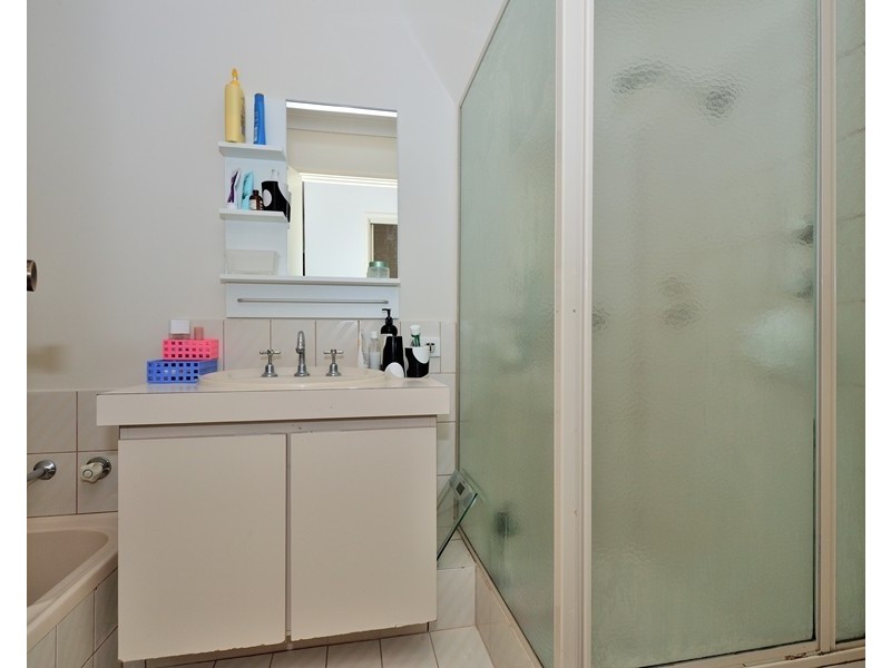 4/2 Talbot Road, Woodlands WA 6018