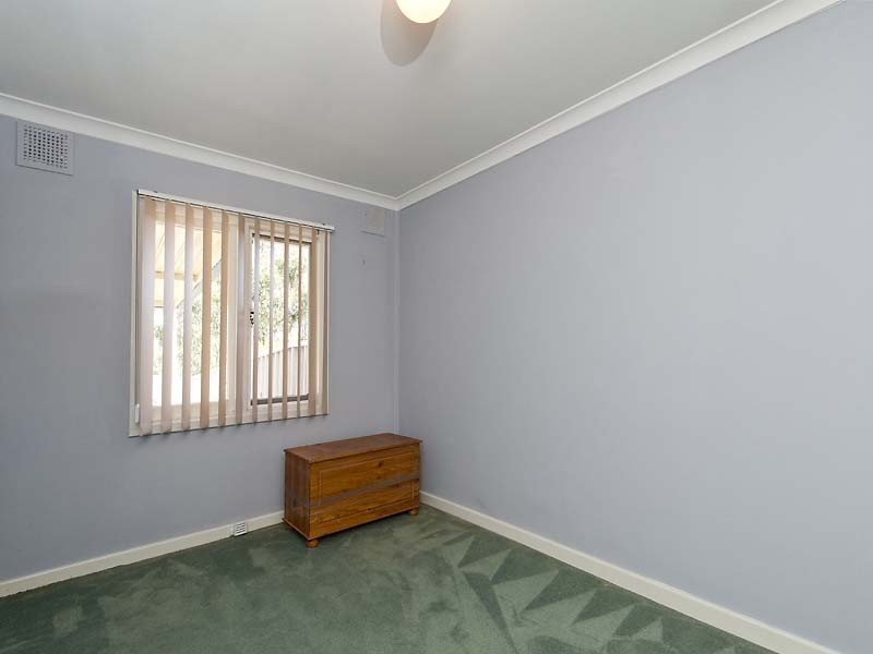 13F Calvert Way, Girrawheen WA 6064