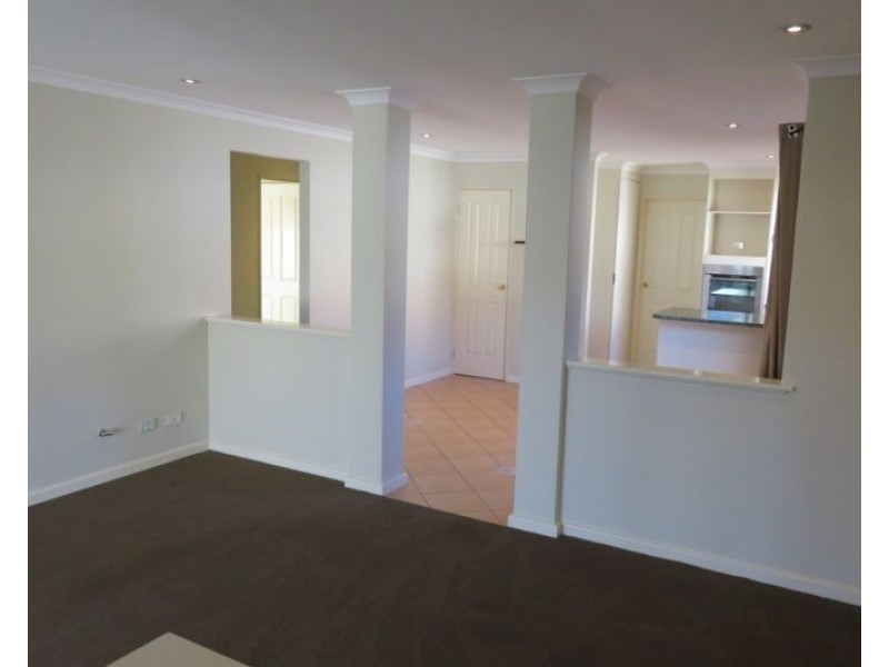 1/122 Herbert Street, Doubleview WA 6018