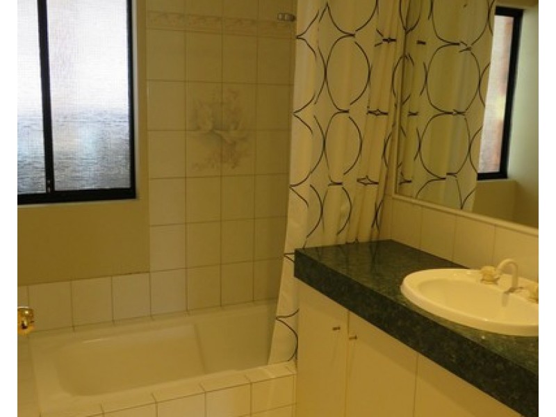 1/122 Herbert Street, Doubleview WA 6018