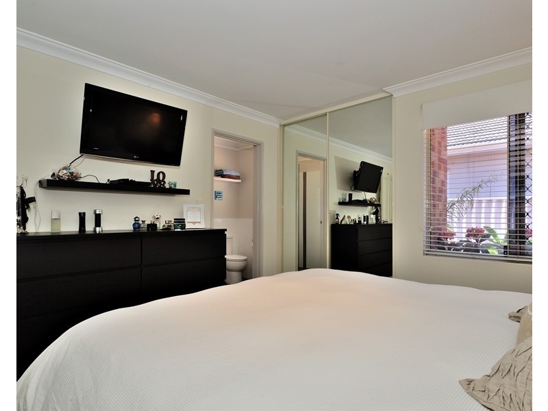 124a Ravenscar Street, Doubleview WA 6018