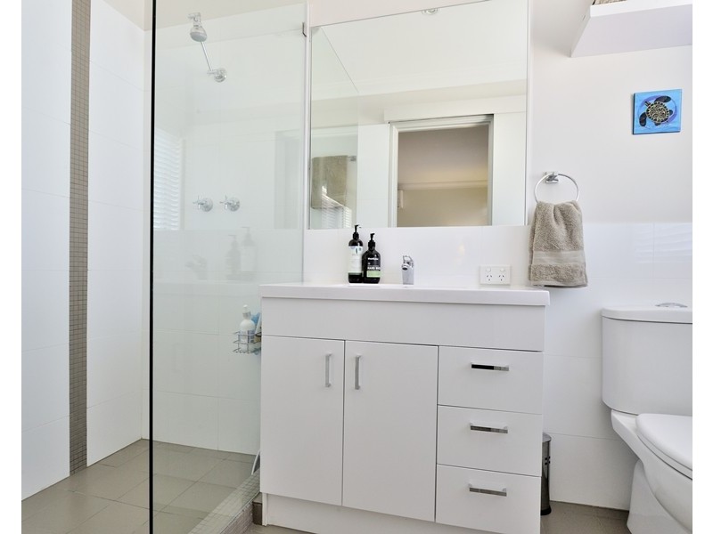 124a Ravenscar Street, Doubleview WA 6018