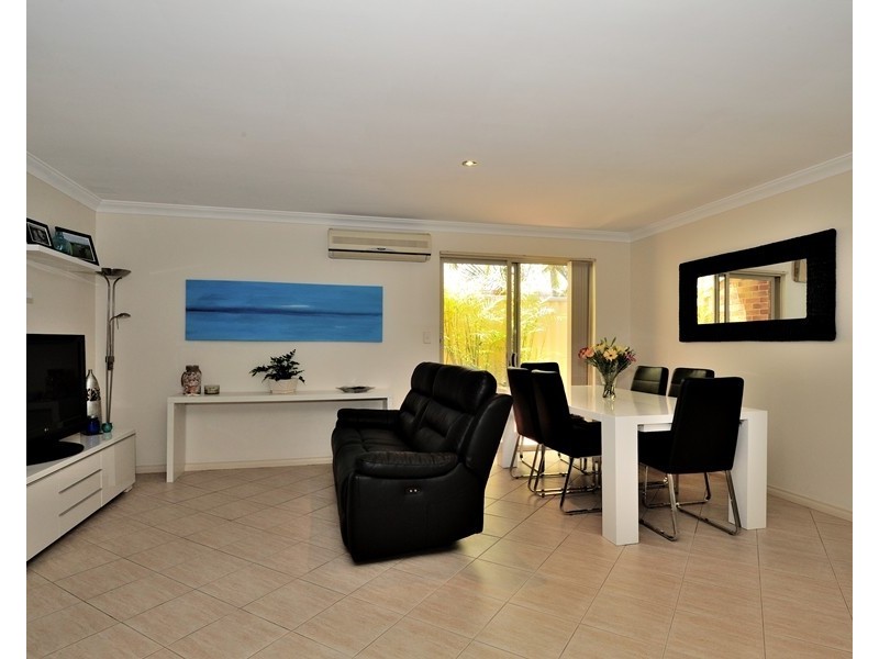 124a Ravenscar Street, Doubleview WA 6018