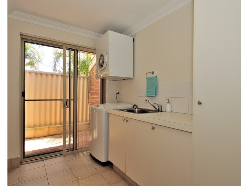 124a Ravenscar Street, Doubleview WA 6018