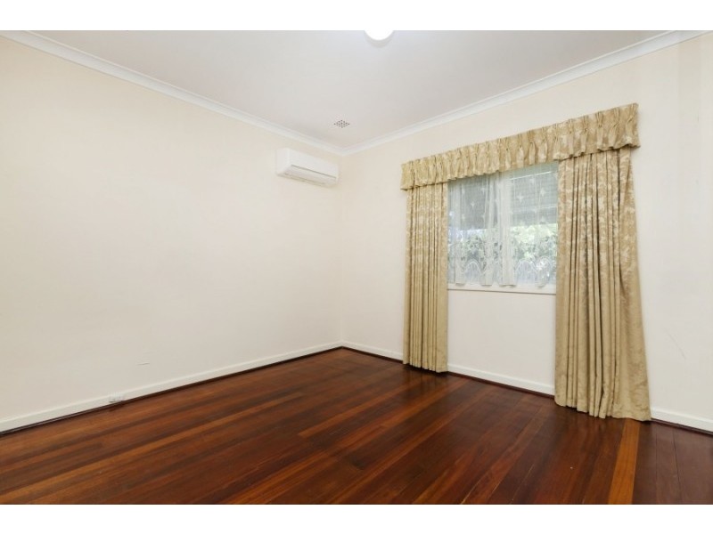 1/217 Treasure Road, Queens Park WA 6107