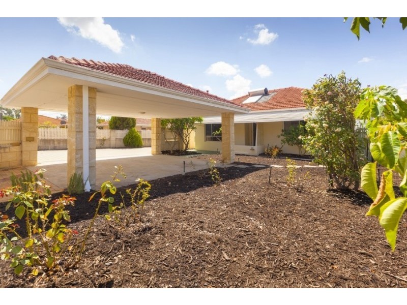 1/217 Treasure Road, Queens Park WA 6107