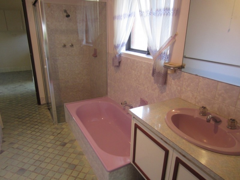 13 Grenfell Avenue, Duncraig WA 6023