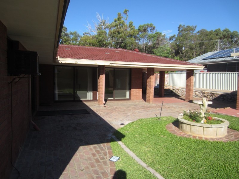 13 Grenfell Avenue, Duncraig WA 6023