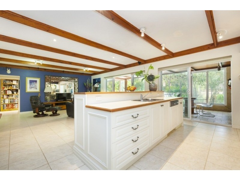 41 Castle Road, Woodlands WA 6018