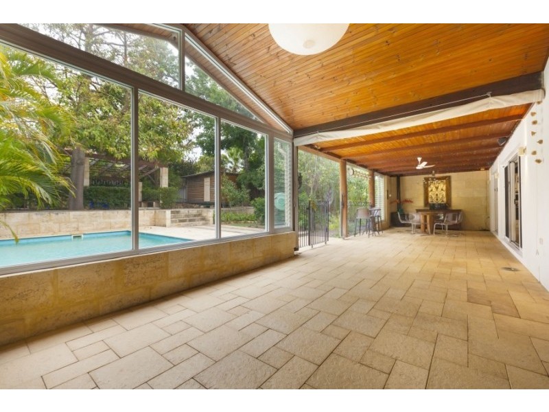 41 Castle Road, Woodlands WA 6018