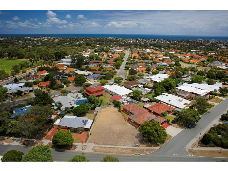 65 Queenscliffe Road, Doubleview WA 6018