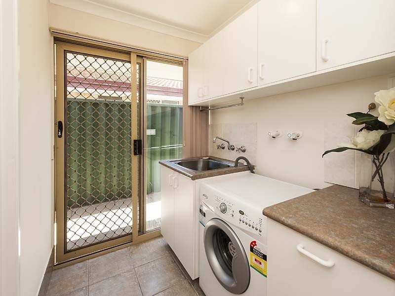 7 Wotto Gardens, Ballajura WA 6066