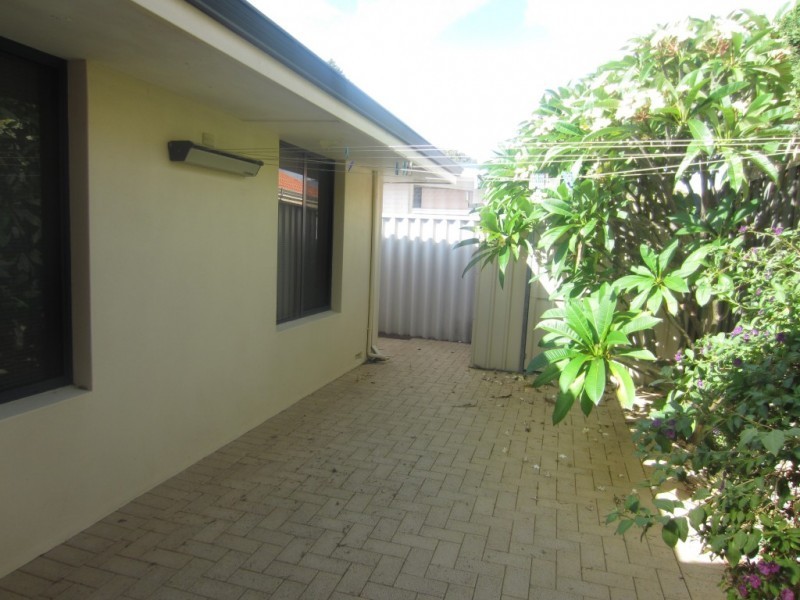 30 Somerton Road, Karrinyup WA 6018