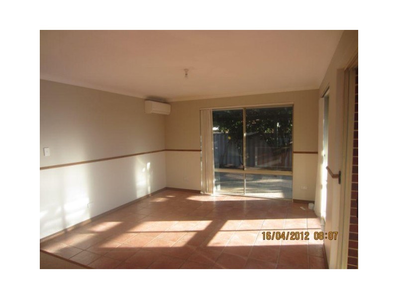 42 Midlothian Crescent, Kinross WA 6028