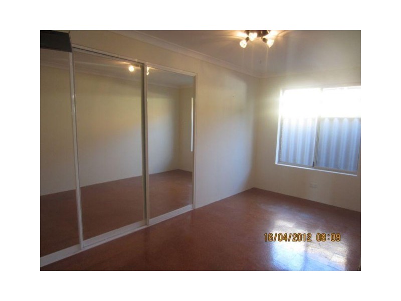 42 Midlothian Crescent, Kinross WA 6028