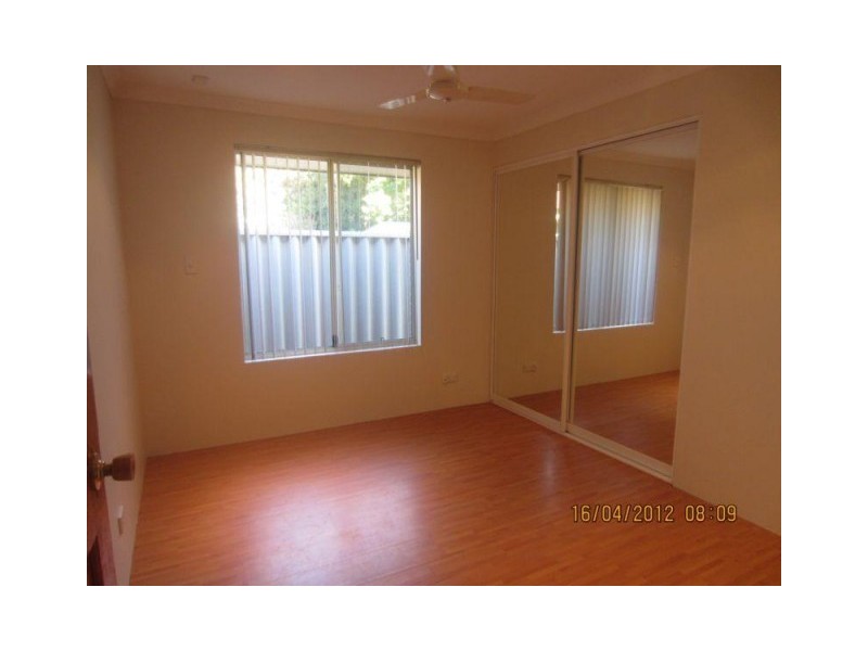 42 Midlothian Crescent, Kinross WA 6028