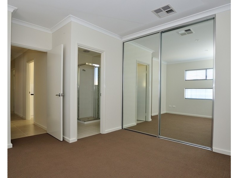 22C Selhurst Way, Balga WA 6061