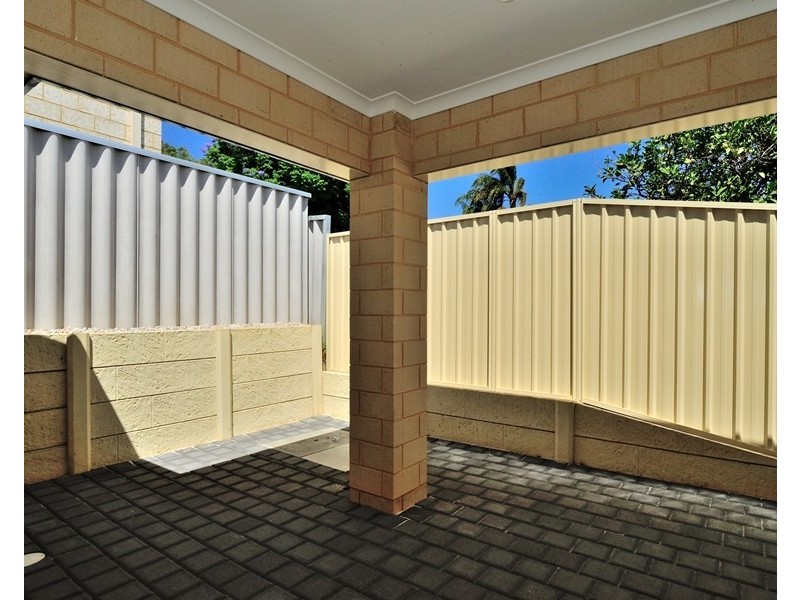 22C Selhurst Way, Balga WA 6061