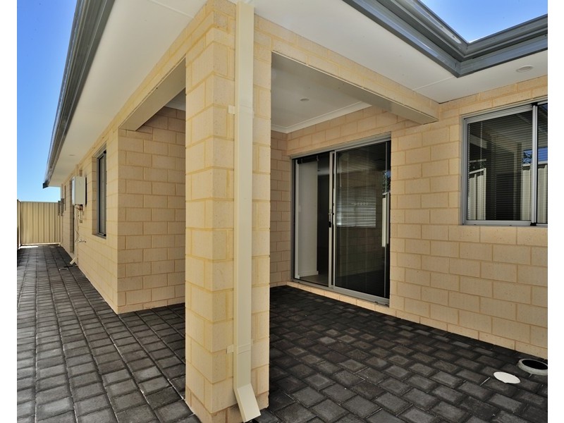 22C Selhurst Way, Balga WA 6061