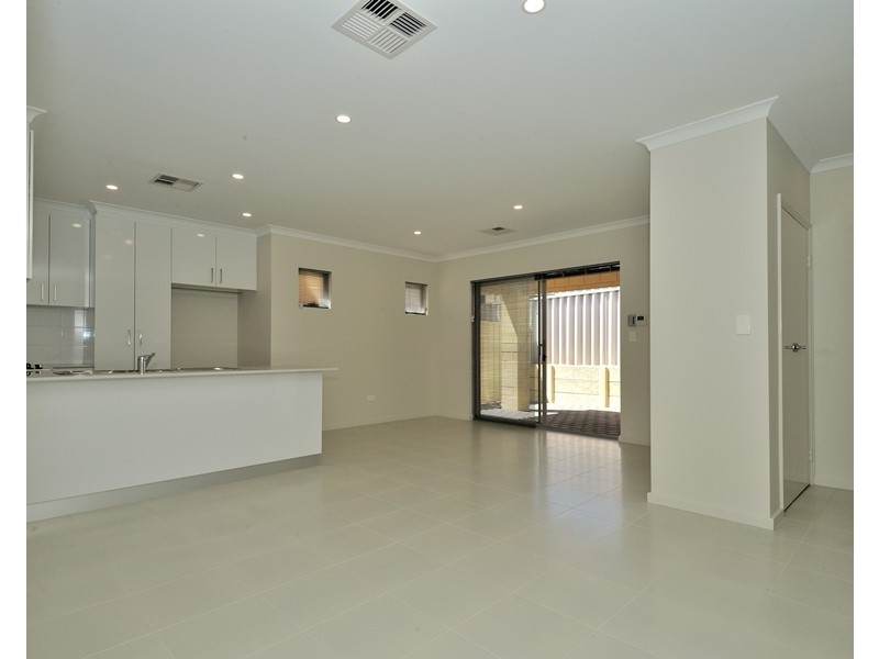 22B Selhurst Way, Balga WA 6061