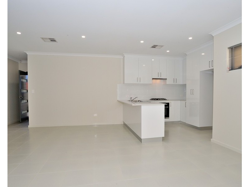 22B Selhurst Way, Balga WA 6061