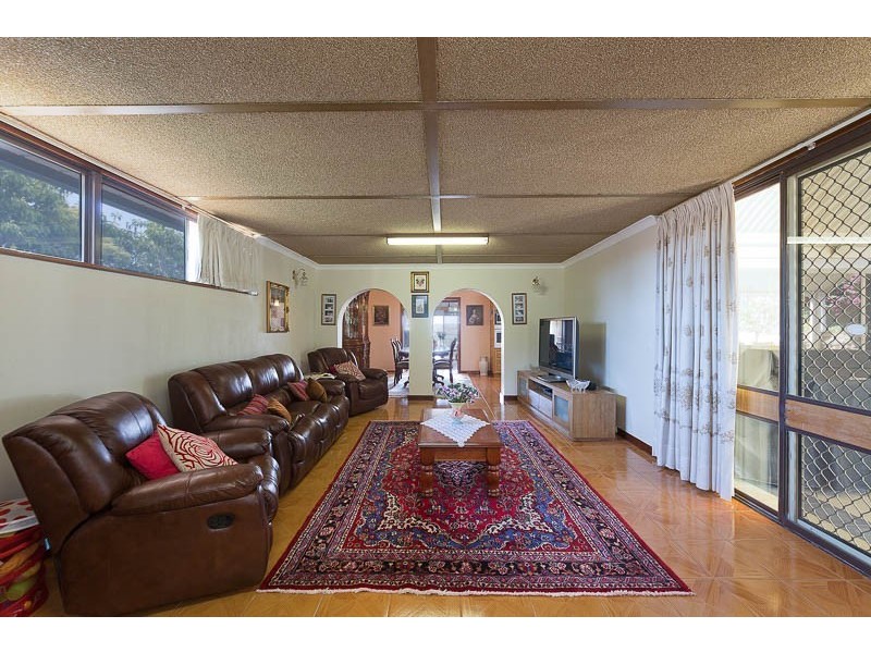 351 Karrinyup Road, Karrinyup WA 6018