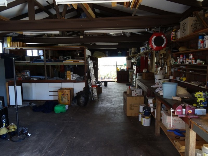 42 Dempster Road, Karrinyup WA 6018