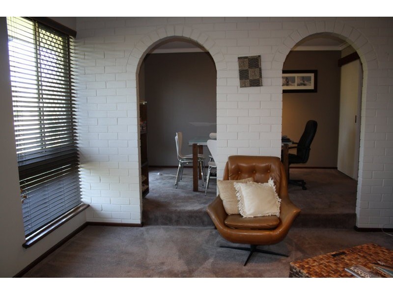 69 Vickers Street, Hamersley WA 6022