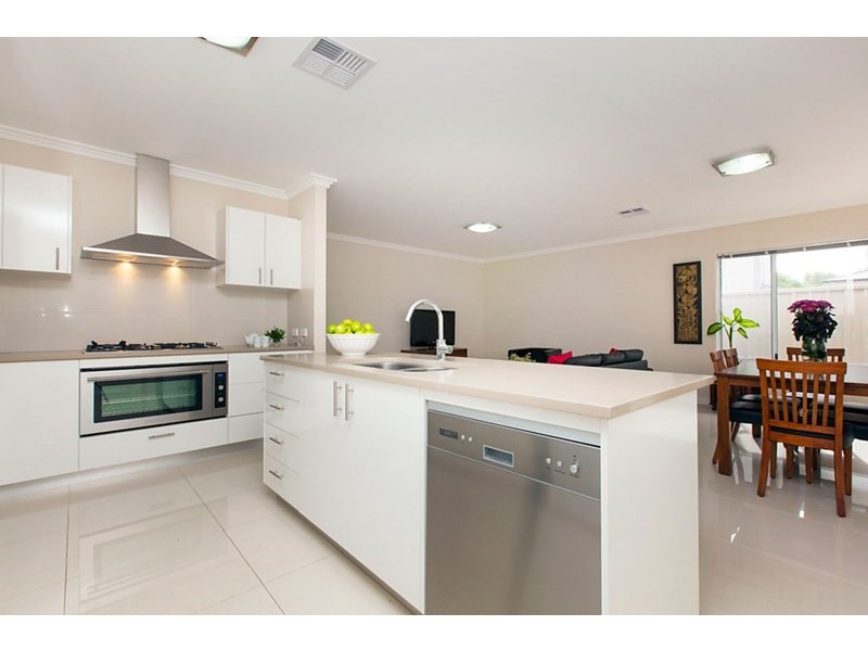 237A Ravenscar Street, Doubleview WA 6018