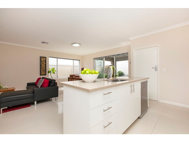 237A Ravenscar Street, Doubleview WA 6018