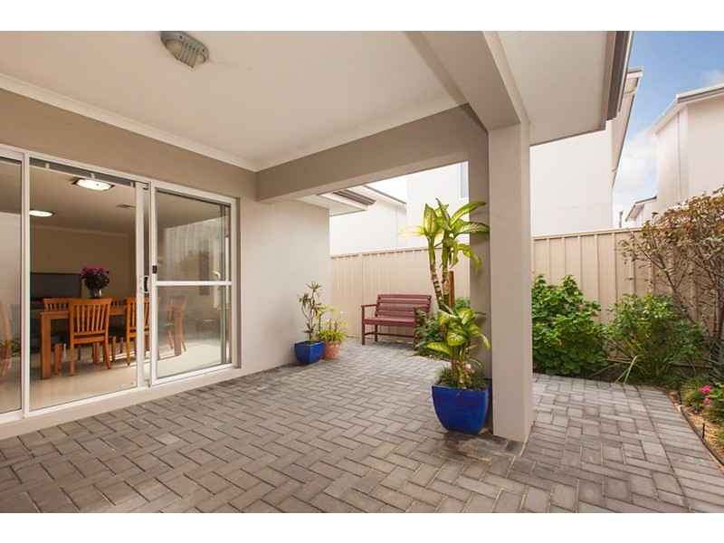 237A Ravenscar Street, Doubleview WA 6018