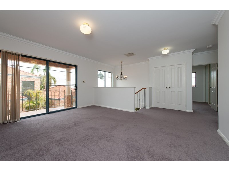 1/20 Crocker Way, Innaloo WA 6018