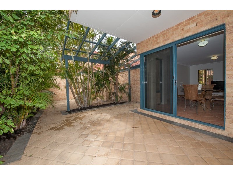 1/20 Crocker Way, Innaloo WA 6018