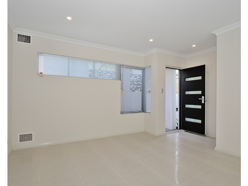 66 A Barnes Street, Innaloo WA 6018