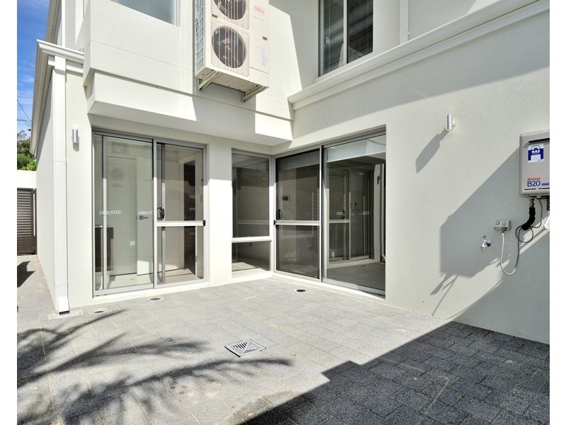 66 A Barnes Street, Innaloo WA 6018