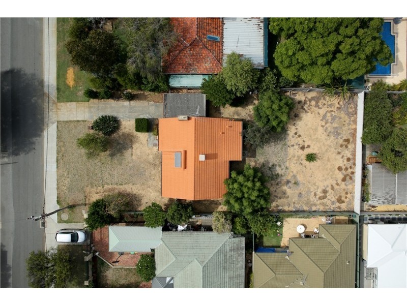 10 Gwelup Street, Karrinyup WA 6018