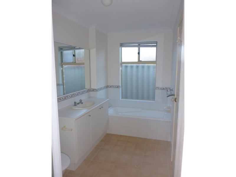 14A Currong Way, Nollamara WA 6061